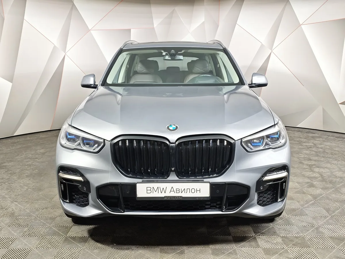 BMW X5 xDrive50i Steptronic (462 л.с.) Серый в АВИЛОН. Слайд №3