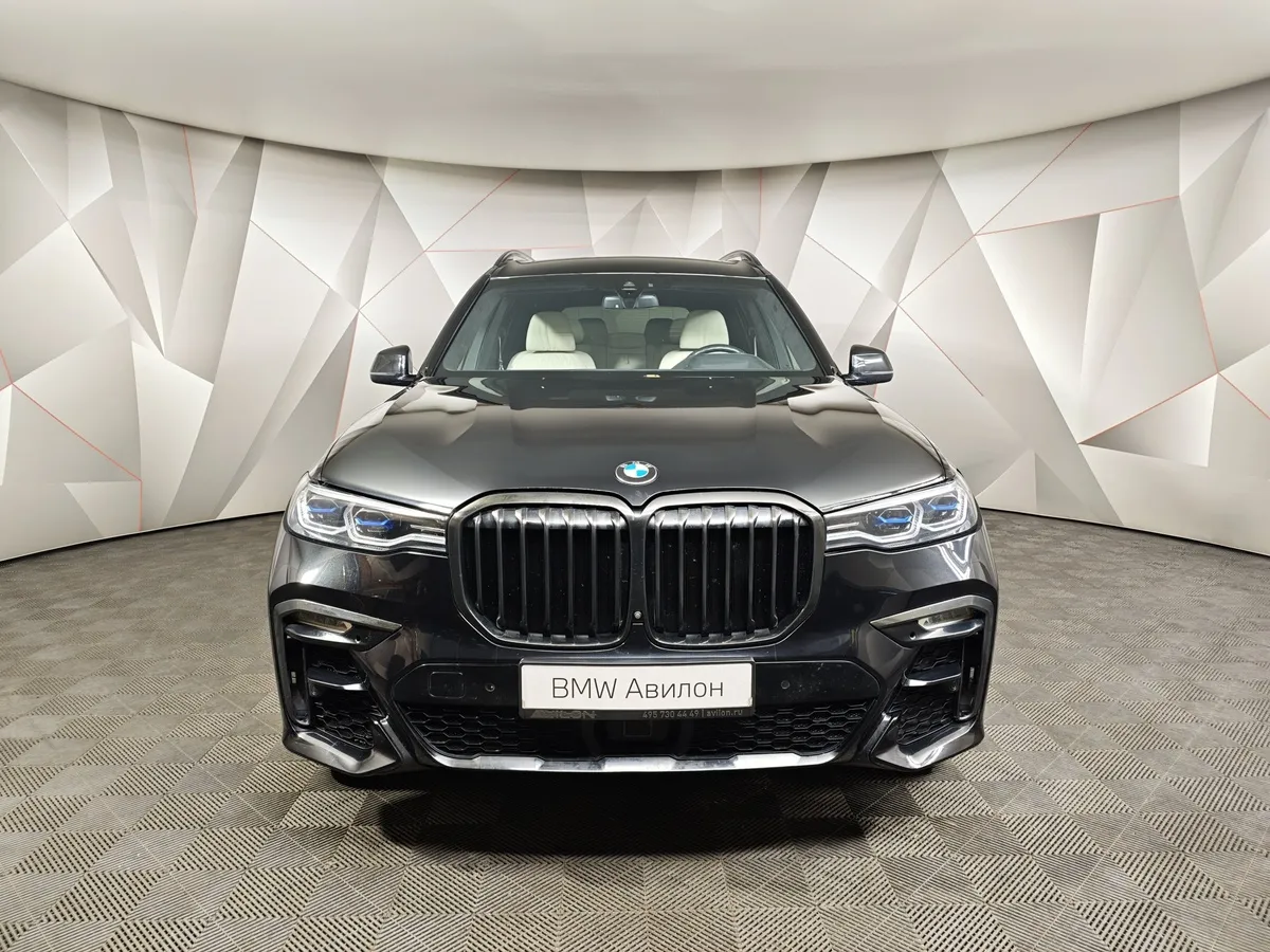 BMW X7 xDrive30d Steptronic (249 л.с.) M Sport Pro Черный в АВИЛОН. Слайд №3