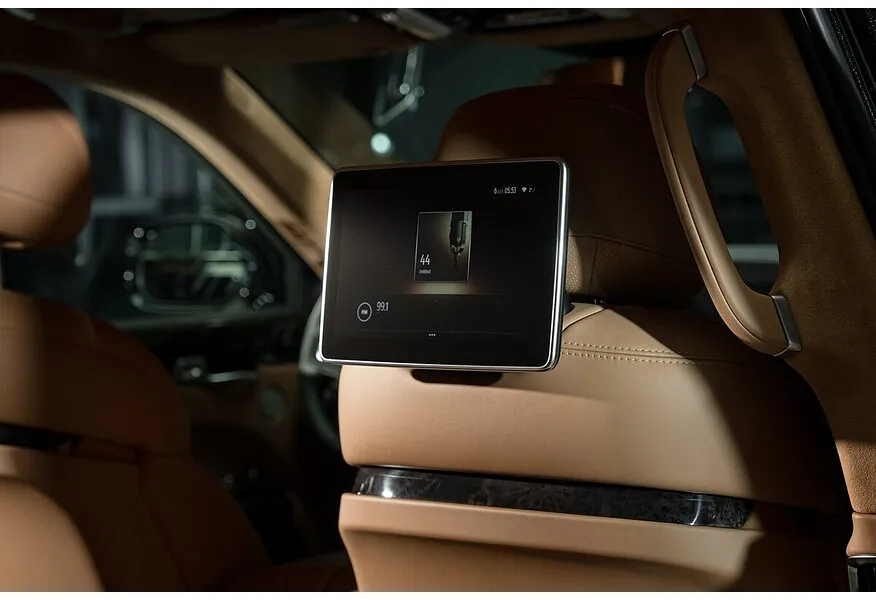 AURUS Senat 4.4 AWD AT (598 л.с.) Синий в АВИЛОН. Слайд №12