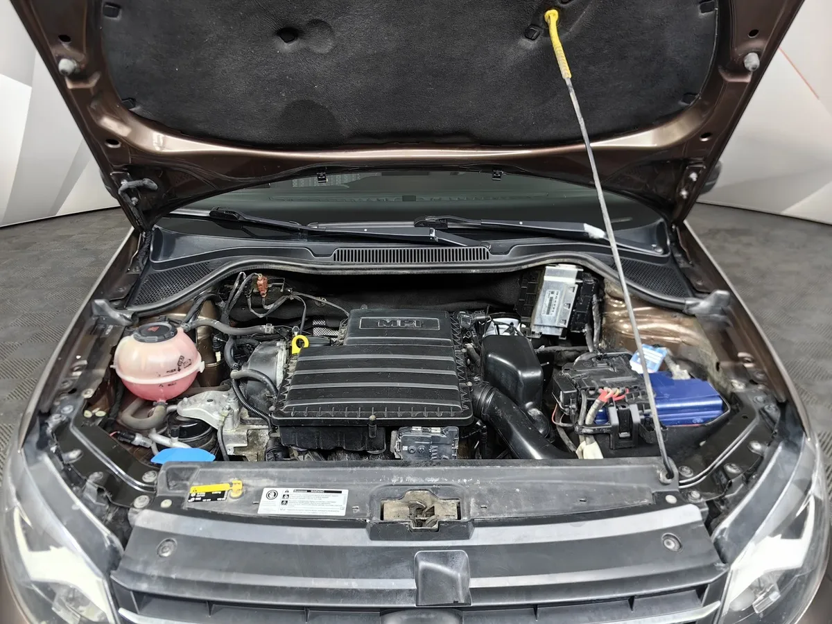 Volkswagen Polo 1.6 MPI AT (110 л.с.) Comfortline Коричневый в АВИЛОН. Слайд №11