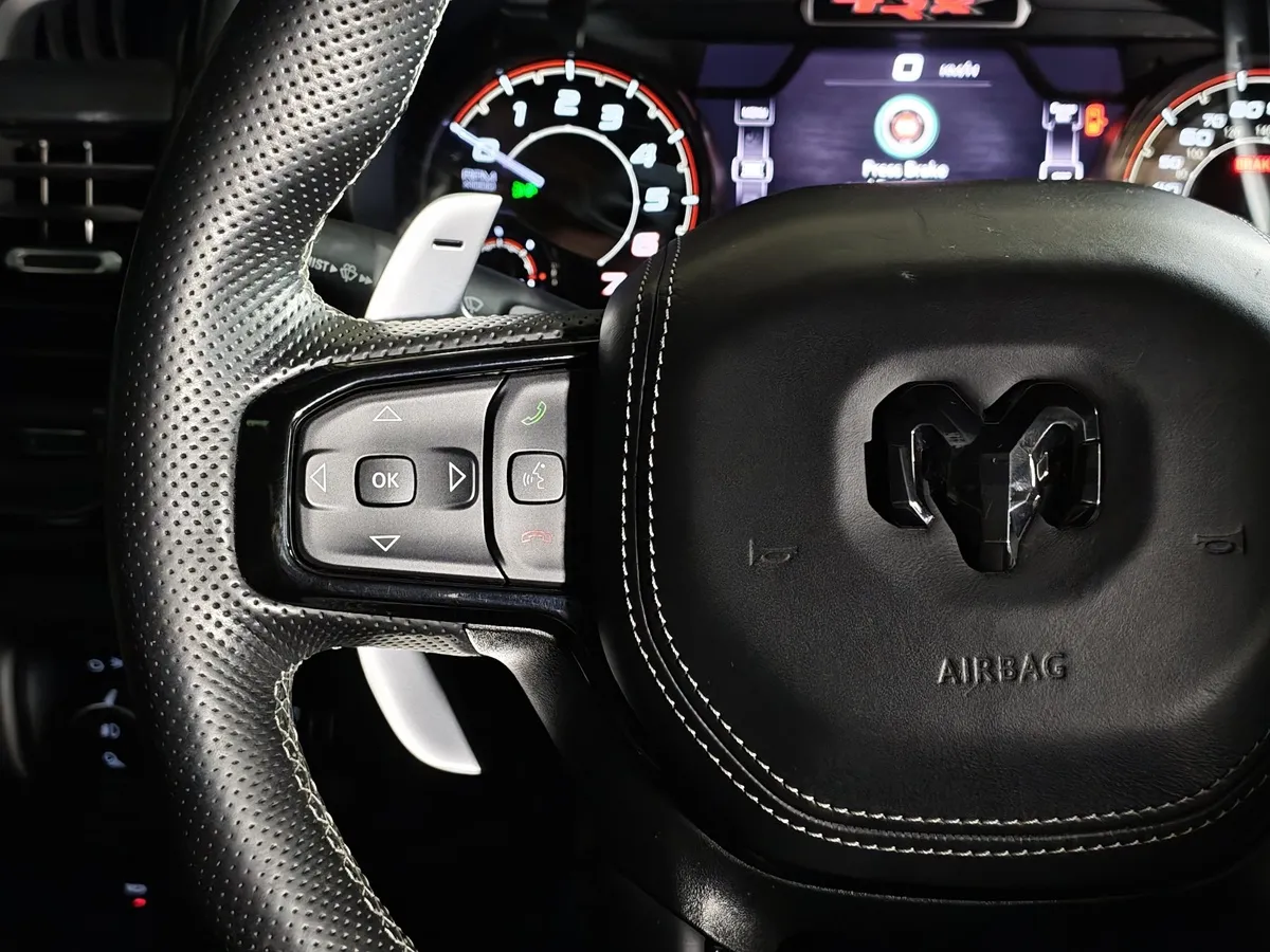 Dodge RAM 1500 TRX 6.2 AT 4WD (702 л.с.) Launch Edition Черный в АВИЛОН. Слайд №33