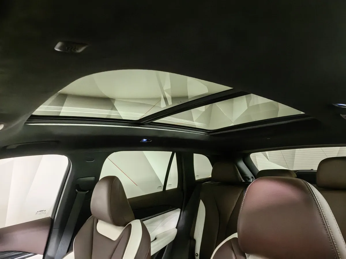Geely Monjaro 2.0T 8AT 4WD (238 л.с.) Flagship Белый в АВИЛОН. Слайд №24
