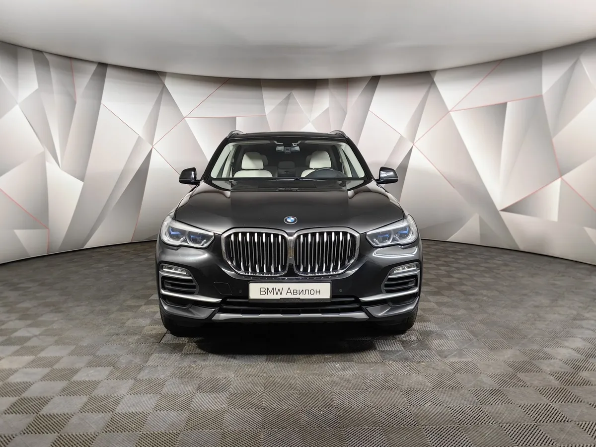 BMW X5 xDrive30d Steptronic (249 л.с.) xLine Черный в АВИЛОН. Слайд №3