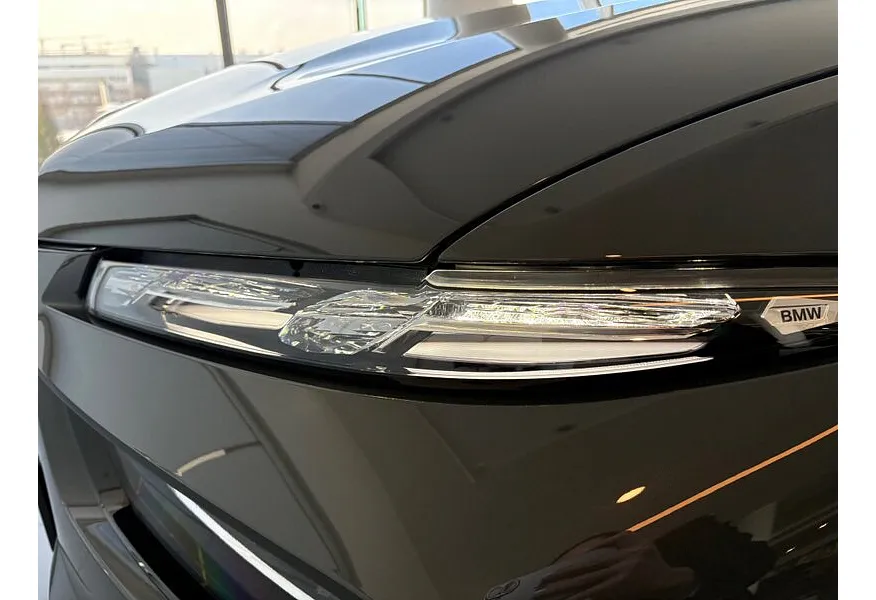 BMW X7 xDrive40d Steptronic (340 л.с.) Серый в АВИЛОН. Слайд №9