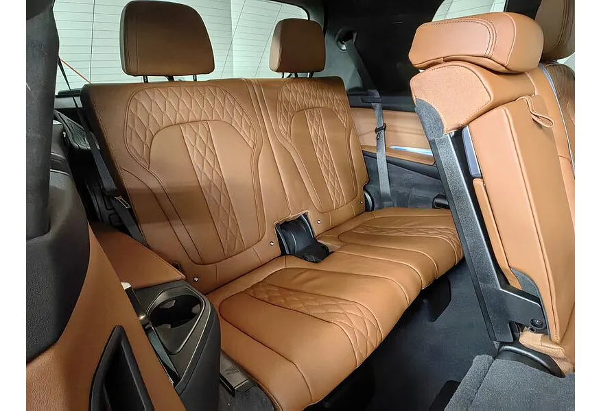 АВИЛОН - BMW X7 xDrive40d Steptronic (340 л.с.) Черный - slide 12
