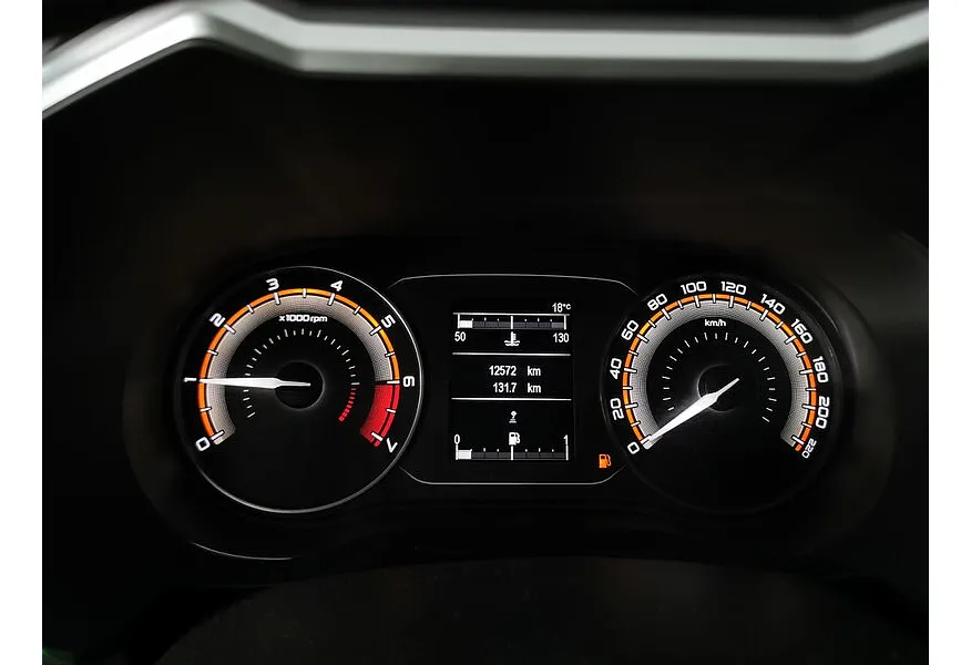 ВАЗ (Lada) Vesta 1.6 MT (106 л.с.) Белый в АВИЛОН. Слайд №18