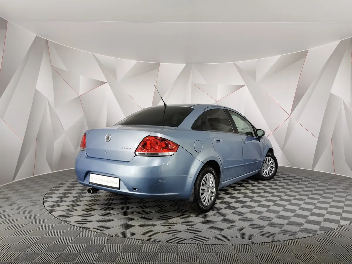 Fiat Linea 1.4 MT (120 л.с.) Голубой в АВИЛОН. Слайд №2