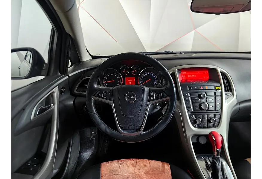 Opel Astra 1.6 AT (115 л.с.) Черный в АВИЛОН. Слайд №19