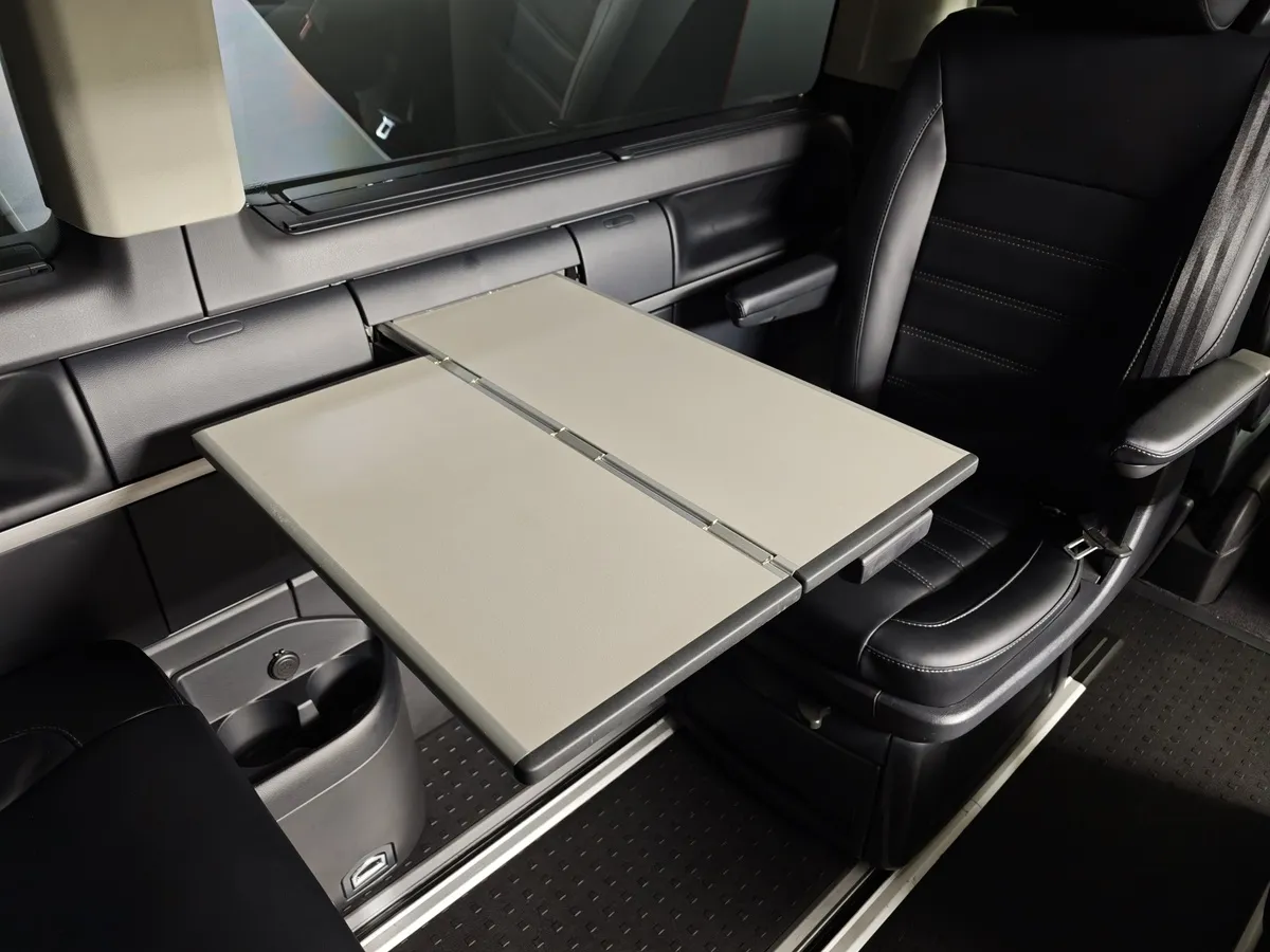 Volkswagen Multivan 2.0 TDI DSG (140 л.с.) Trendline Серебристый в АВИЛОН. Слайд №22