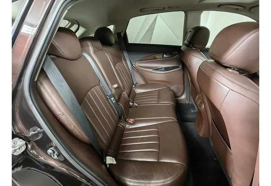 Infiniti EX-Series EX35 AT AWD (302 л.с.) Красный в АВИЛОН. Слайд №14 Infiniti EX-Series EX35 AT AWD (302 л.с.) Красный в АВИЛОН. Слайд №14