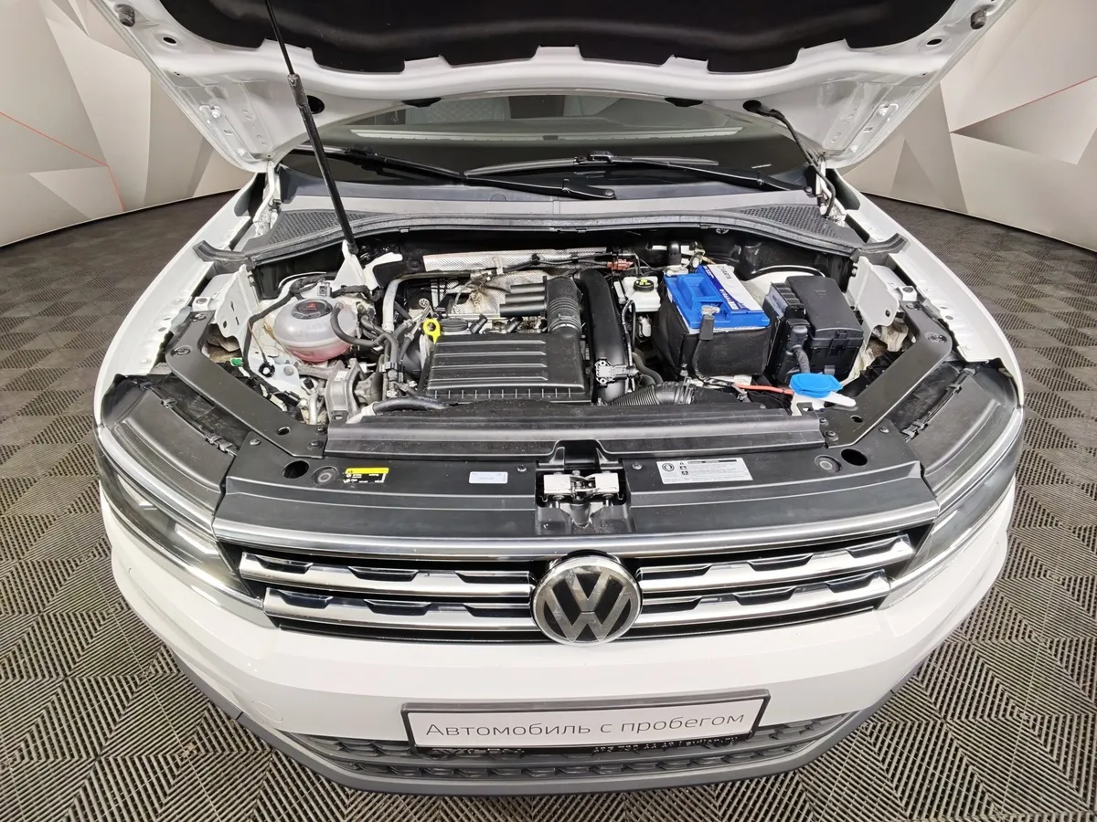 Volkswagen Tiguan 1.4 TSI BlueMotion DSG (150 л.с.) Highline Белый в АВИЛОН. Слайд №11