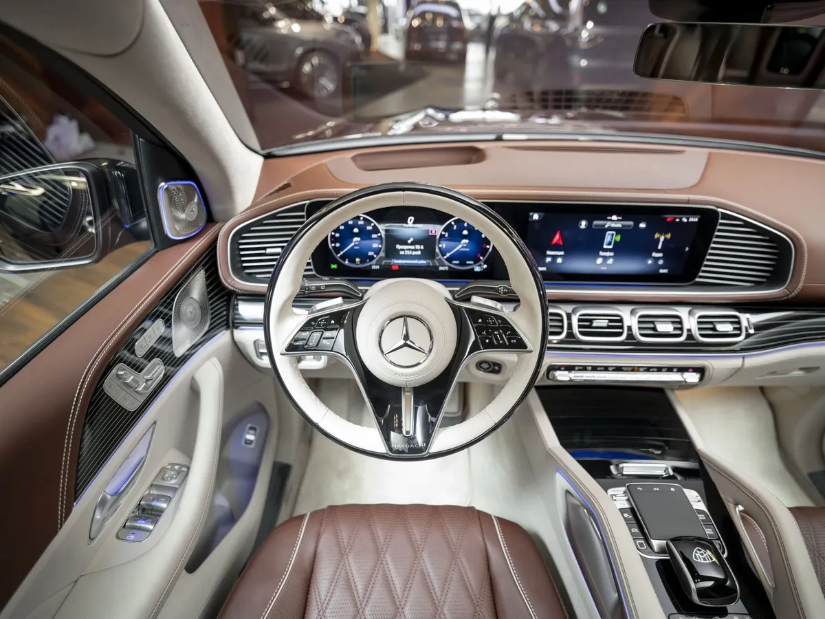 Mercedes-Benz GLS 600 9G-Tronic 4Matic (557 л.с.) Черный в АВИЛОН. Слайд №9
