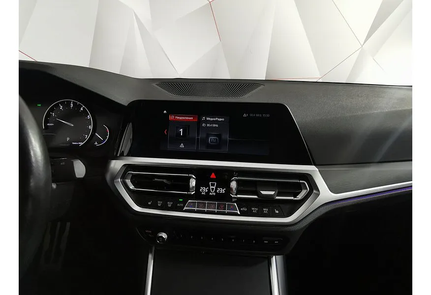 АВИЛОН - BMW 3 серия 320i xDrive (184 л.с.) M Sport Pure Белый - slide 9
