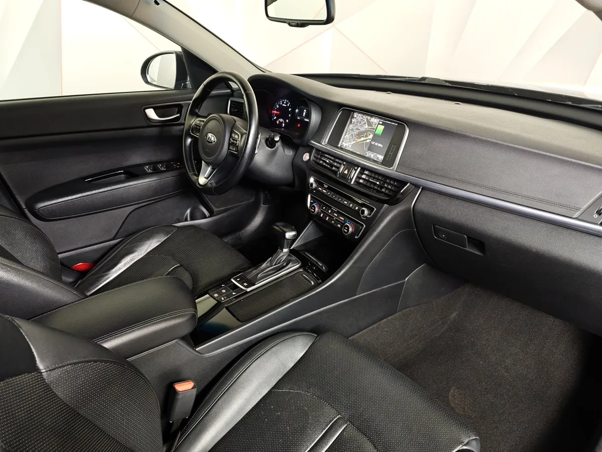 Kia Optima 2.0 AT (150 л.с.) Коричневый в АВИЛОН. Слайд №13