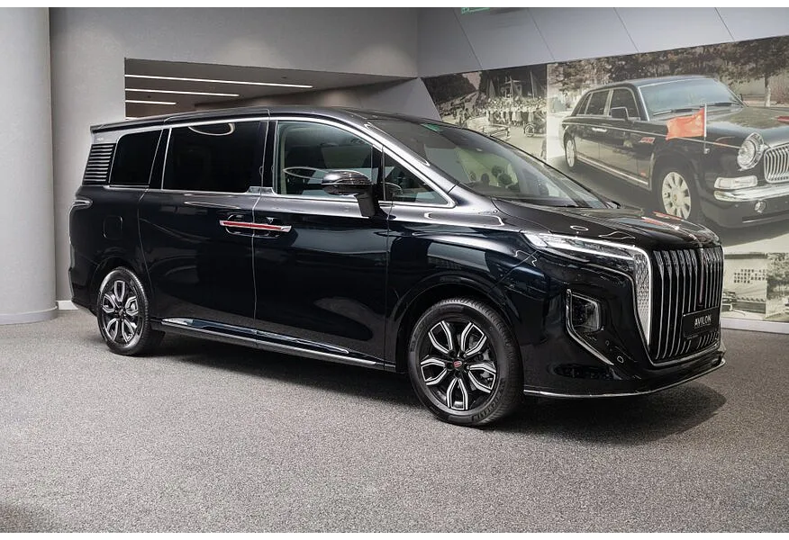 LIVE. Слайд №2