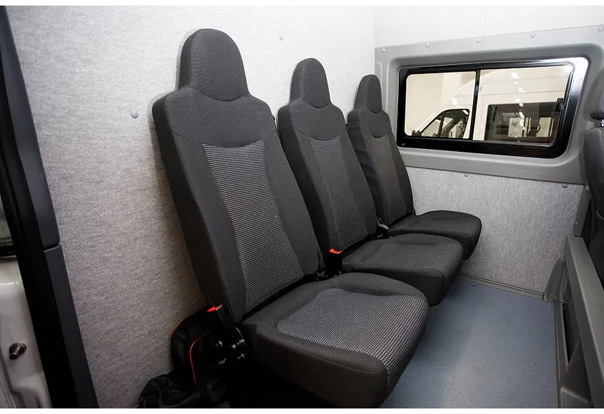 АВИЛОН - Sollers Atlant VAN 2.7D MT RWD SRW (150 л.с.) L3H2 3.5T Белый - slide 9