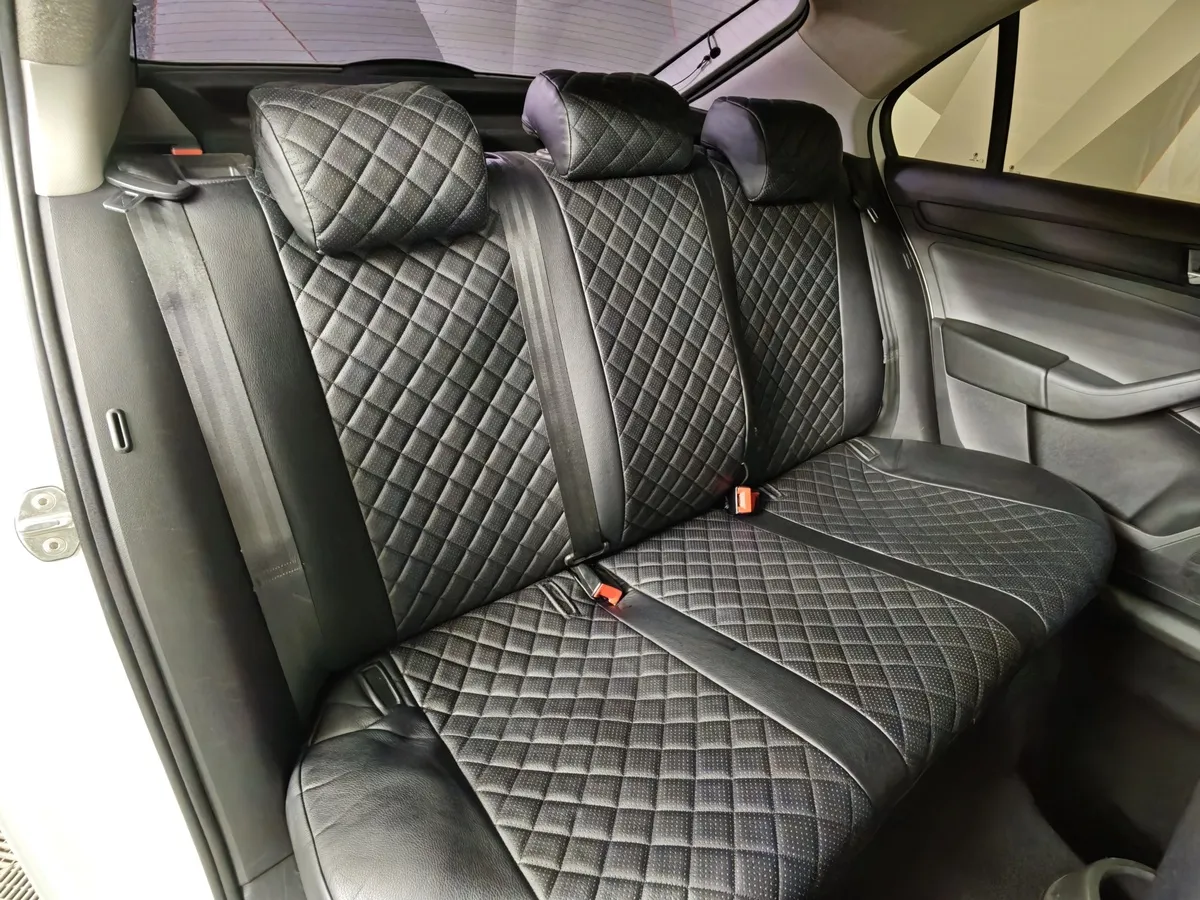 Skoda Rapid 1.6 AT (110 л.с.) Белый в АВИЛОН. Слайд №17