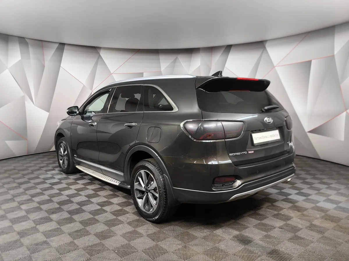 Kia Sorento 2.2 D AT AWD (5 мест) (200 л.с.) Prestige Коричневый в АВИЛОН. Слайд №4