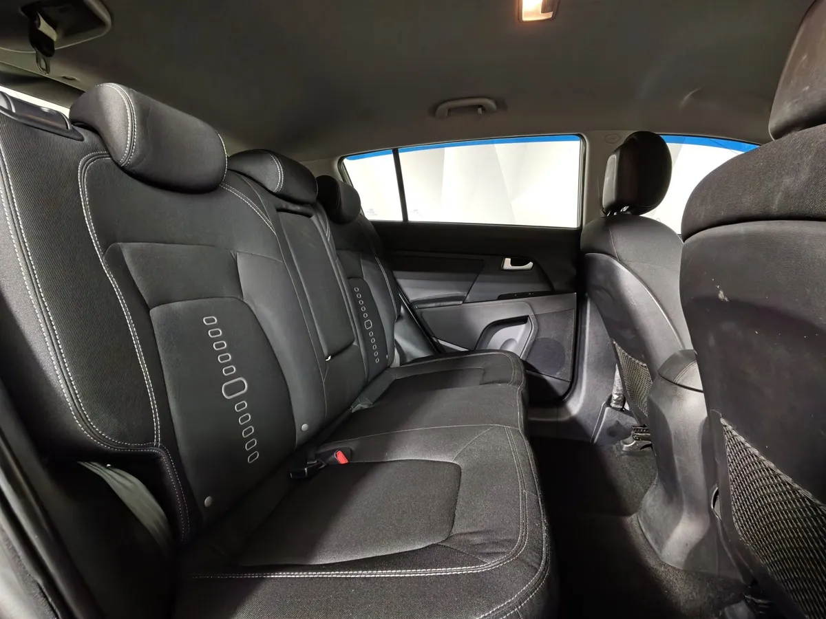 Kia Sportage 2.0 TD AT 4WD (136 л.с.) Серый в АВИЛОН. Слайд №15