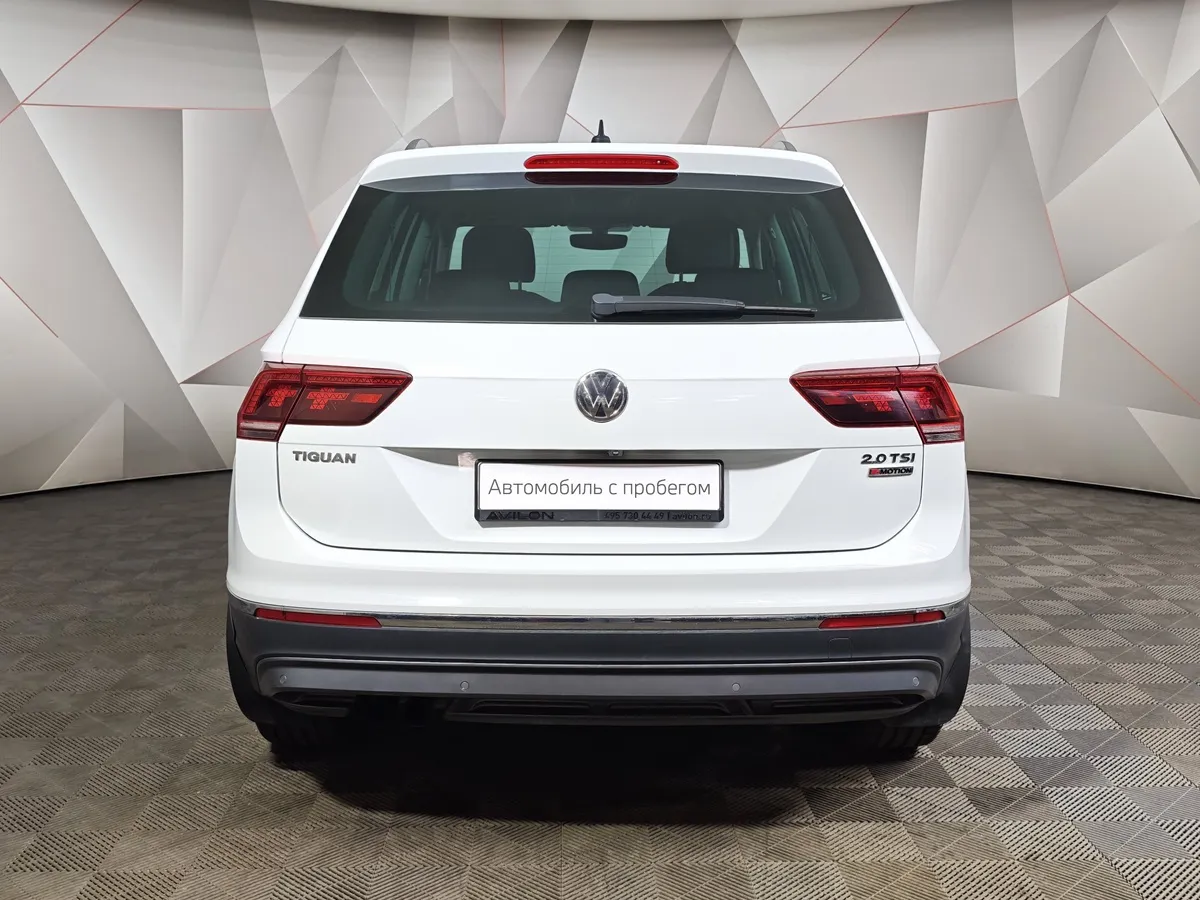 Volkswagen Tiguan 2.0 TSI 4Motion AT (180 л.с.) Status Белый в АВИЛОН. Слайд №8