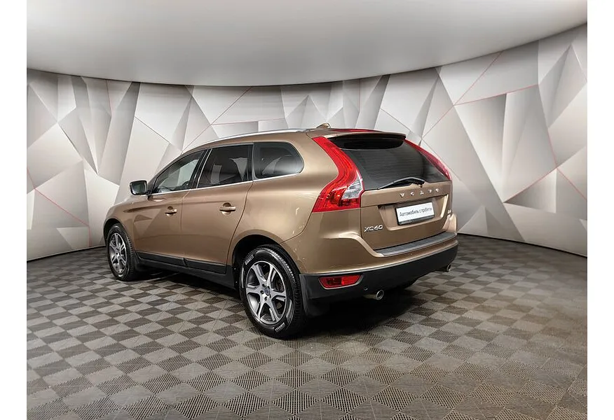 Volvo XC60 2.4 D Geartronic AWD (163 л.с.) Коричневый в АВИЛОН. Слайд №4