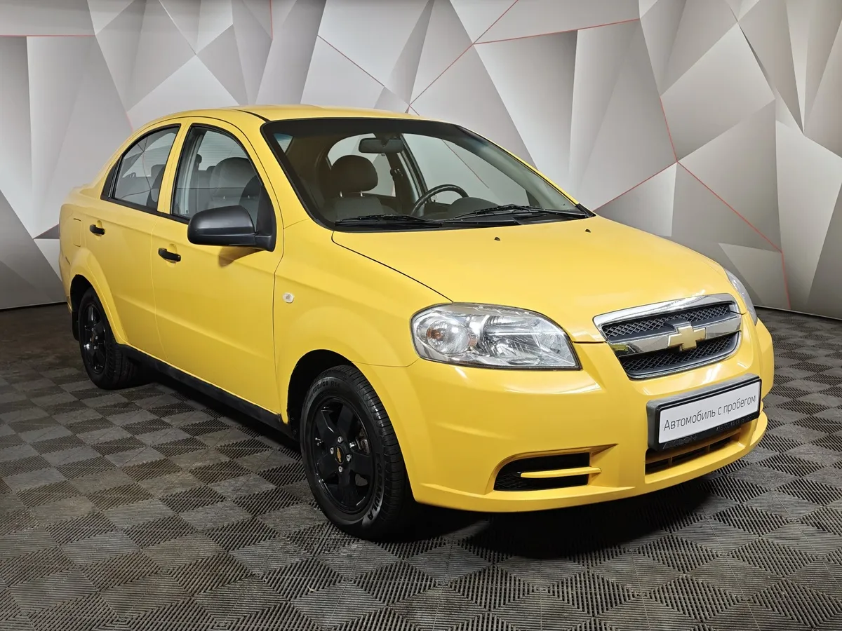 Chevrolet Aveo 1.2 MT (84 л.с.) Желтый в АВИЛОН. Слайд №3