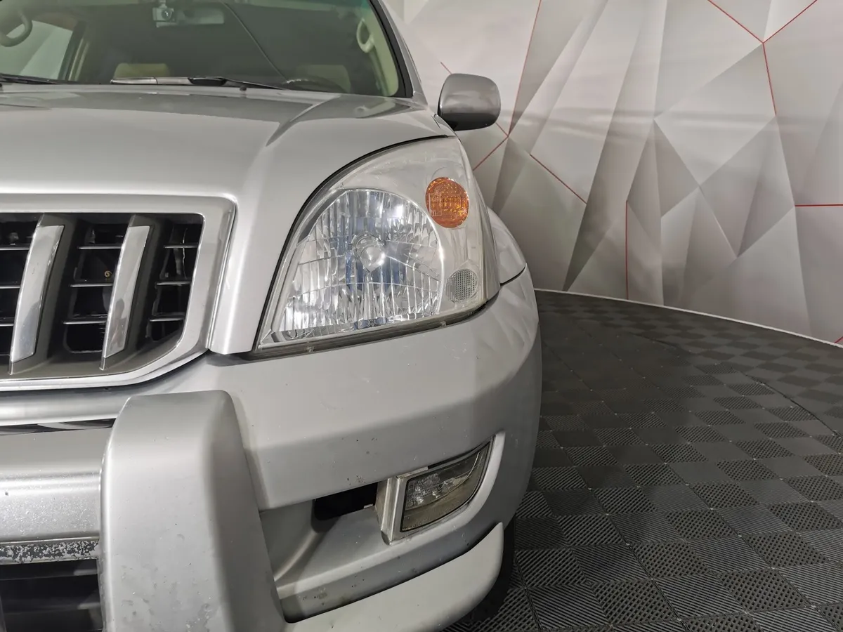 Toyota Land Cruiser Prado 2.7 AT (163 л.с.) Белый в АВИЛОН. Слайд №10