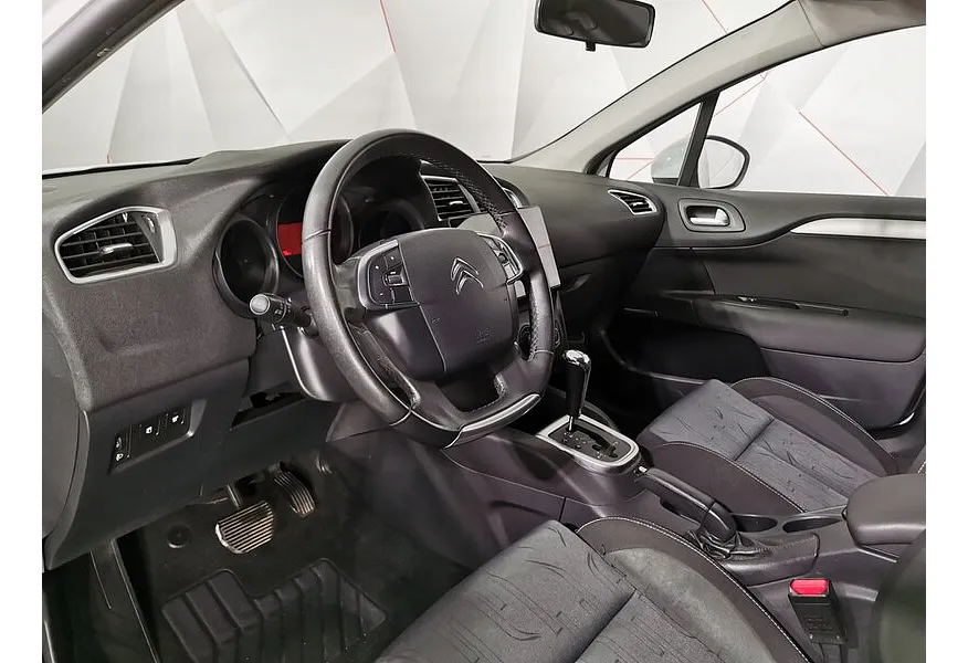 Citroen C4 1.6 VTi AT (120 л.с.) Белый в АВИЛОН. Слайд №19