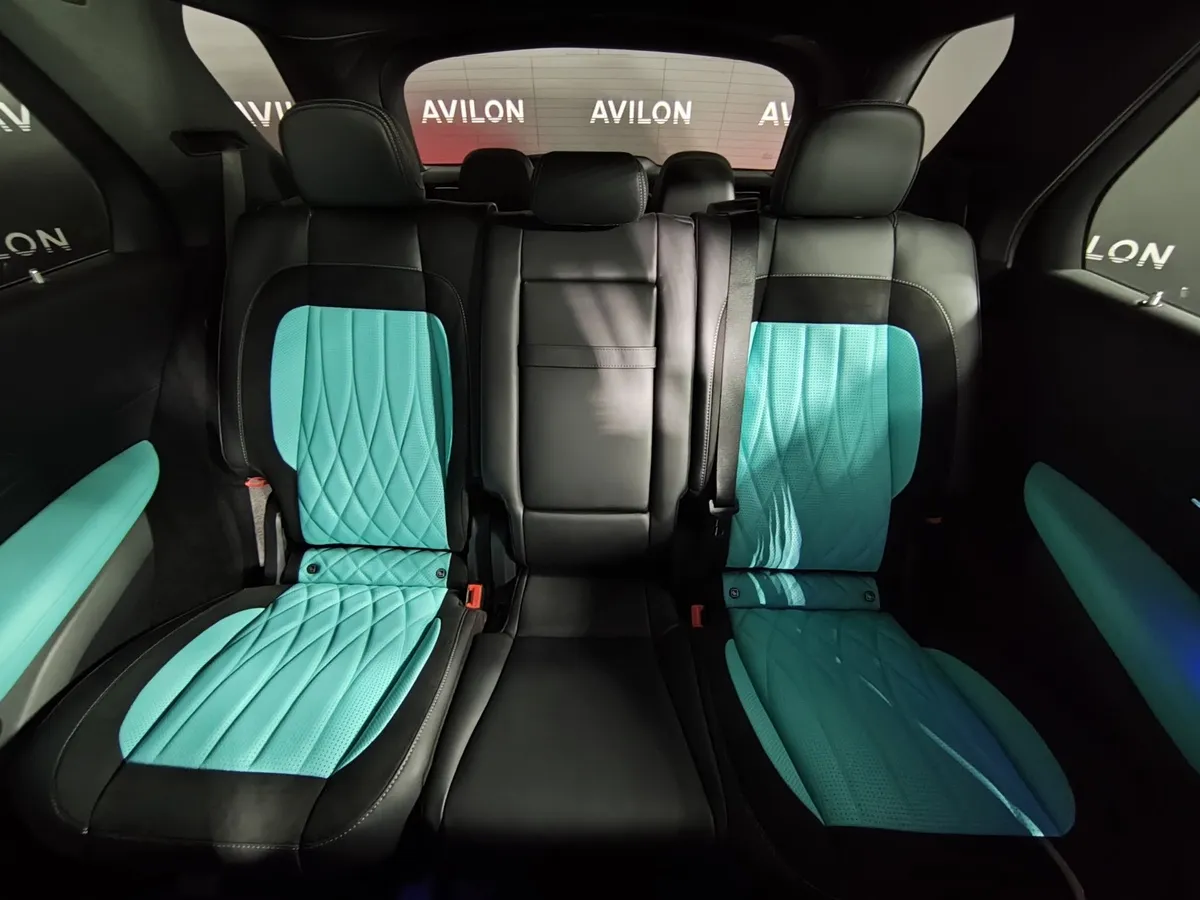 Mercedes-Benz GLE 450d 4MATIC 9G-TRONIC (367 л.с.) Серый в АВИЛОН. Слайд №13