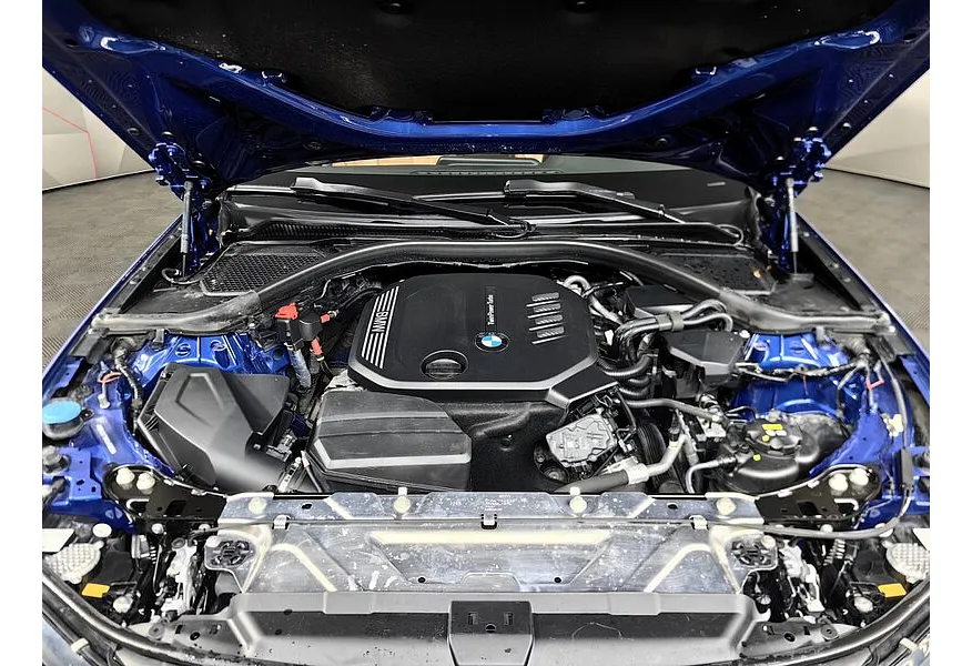 BMW 3 серия 320d xDrive (190 л.с.) M Sport Pro Синий в АВИЛОН. Слайд №10