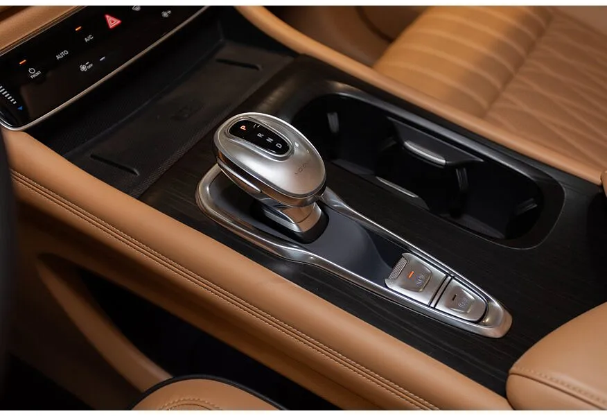 LIVE. Слайд №16