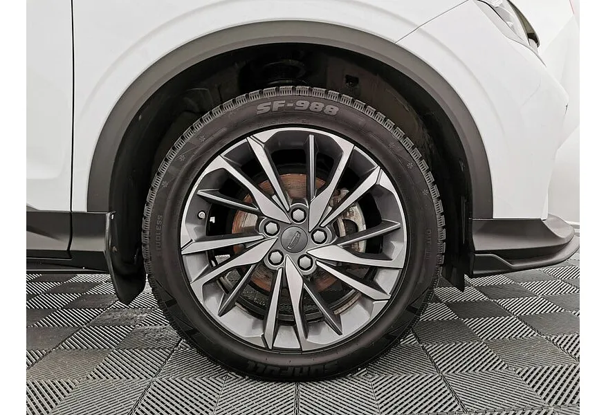 Geely Coolray 1.5T 7DCT 2WD (150 л.с.) Luxury Белый в АВИЛОН. Слайд №9