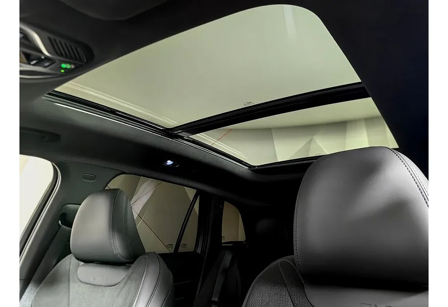 Geely Monjaro 2.0T 8AT 4WD (238 л.с.) Flagship Белый в АВИЛОН. Слайд №25