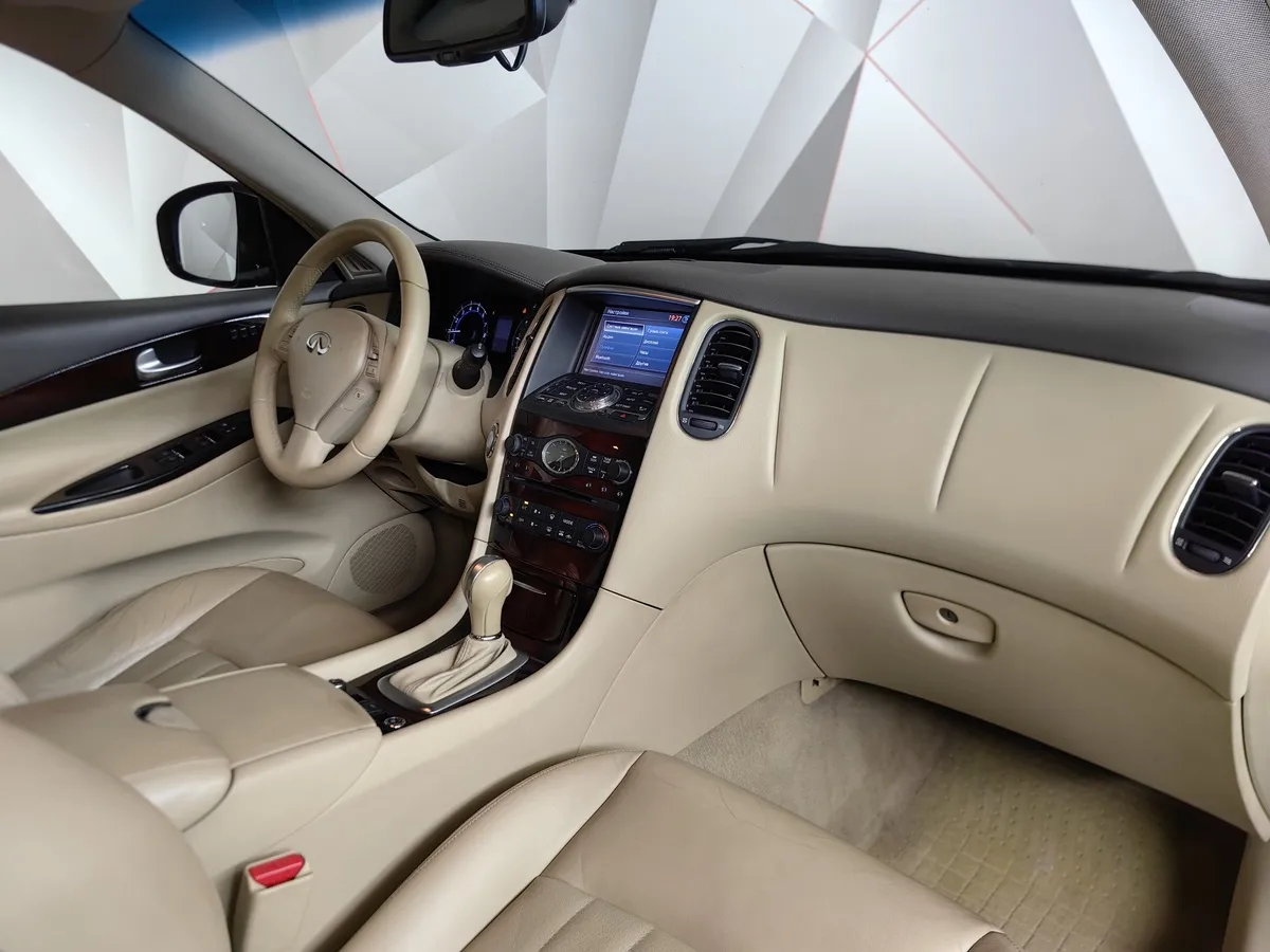 Infiniti QX50 2.5 AT AWD (222 л.с.) Красный в АВИЛОН. Слайд №13