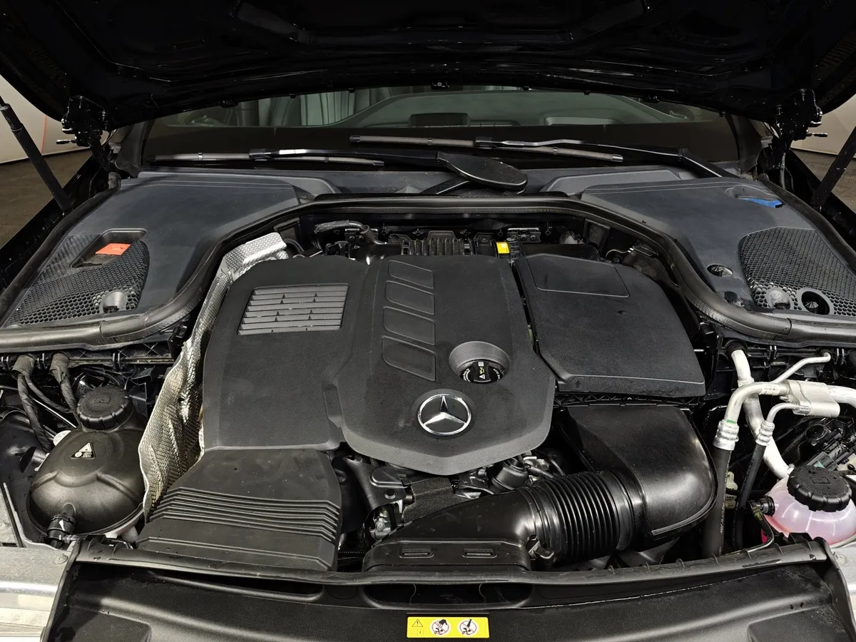Mercedes-Benz CLS 300d 9G-TRONIC 4MATIC+ (265 л.с.) Черный в АВИЛОН. Слайд №11