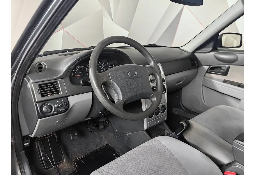 ВАЗ (Lada) Priora 1.6 MT (98 л.с.) в АВИЛОН. Слайд №17