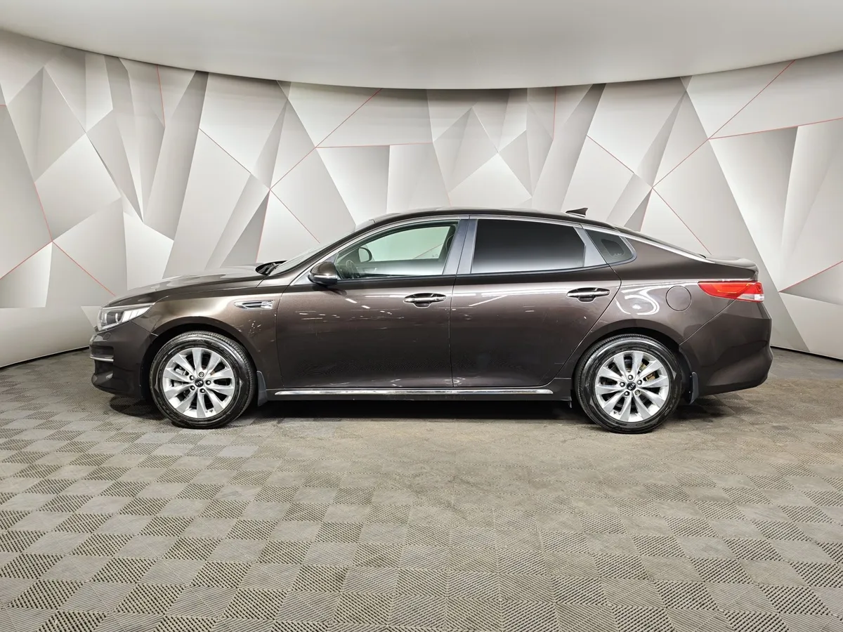 Kia Optima 2.0 AT (150 л.с.) Коричневый в АВИЛОН. Слайд №5