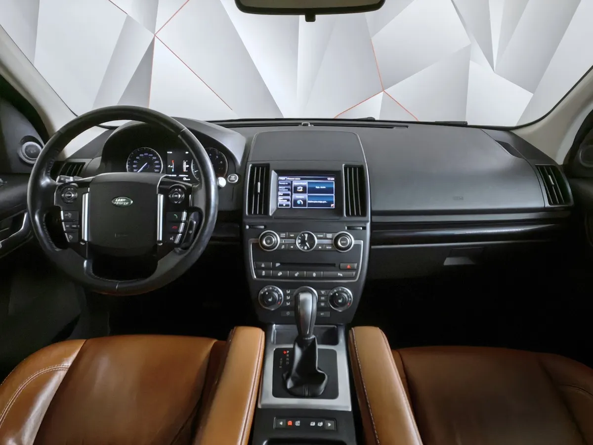 Land Rover Freelander 2.0 Si4 AT 4WD (240 л.с.) HSE Белый в АВИЛОН. Слайд №14