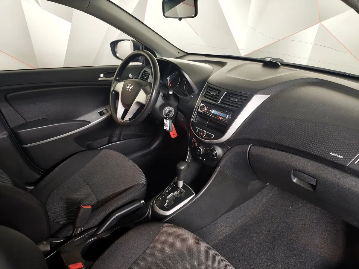 Hyundai Solaris 1.6 AT (123 л.с.) Comfort Синий в АВИЛОН. Слайд №13