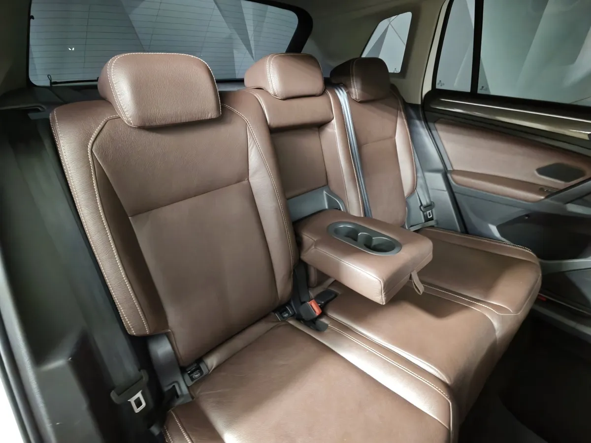 Volkswagen Tiguan 2.0 TDI 4Motion DSG (150 л.с.) Comfortline Белый в АВИЛОН. Слайд №17