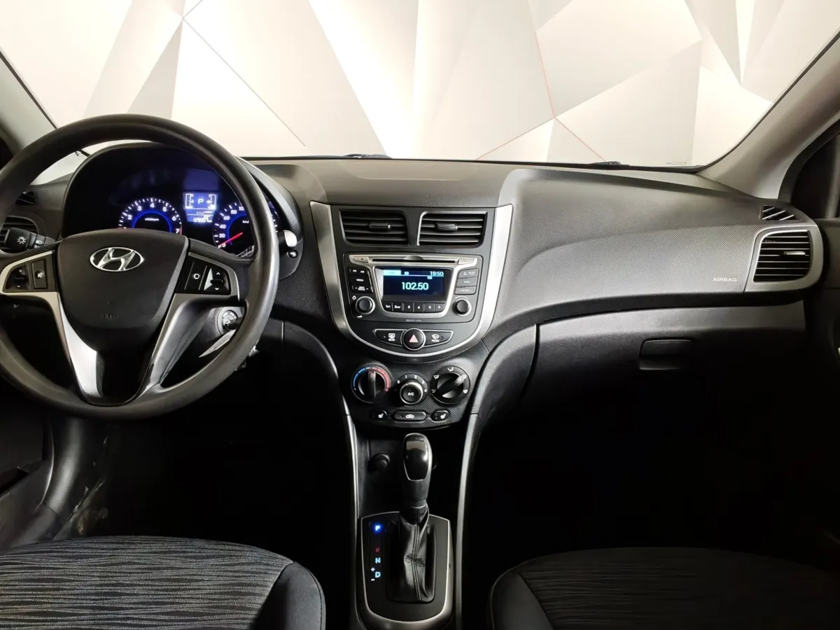 Hyundai Solaris 1.6 AT (123 л.с.) Comfort Серый в АВИЛОН. Слайд №15