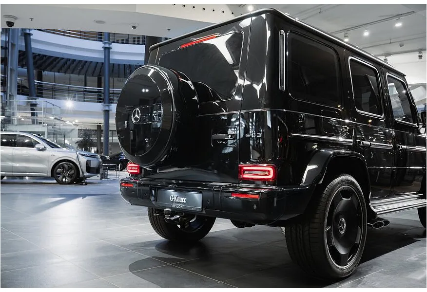 Mercedes-Benz G-Класс G 63 AMG Speedshift 4Matic (585 л.с.) Черный в АВИЛОН. Слайд №4