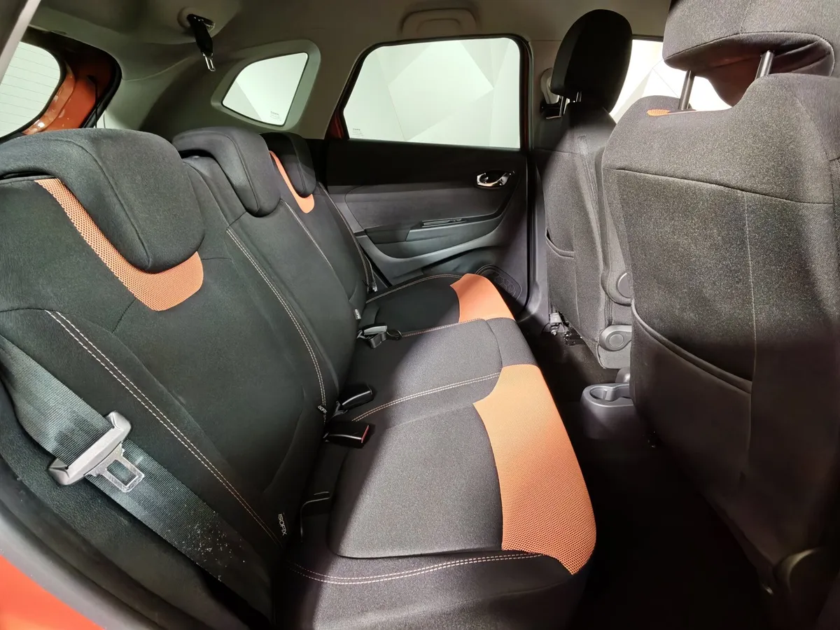Renault Kaptur 1.6 X-tronic (114 л.с.) Life Оранжевый в АВИЛОН. Слайд №16