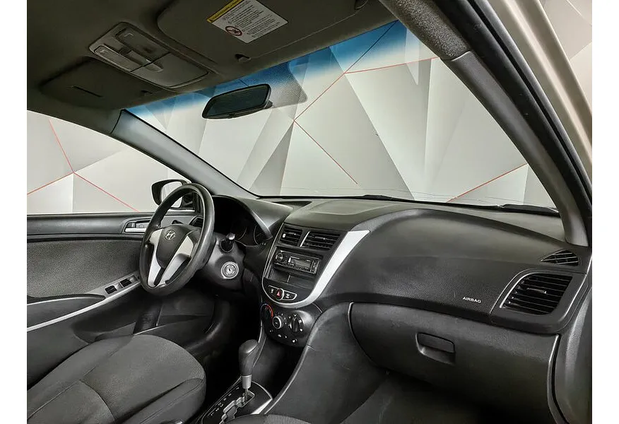 Hyundai Solaris 1.6 AT (123 л.с.) Active Plus Бежевый в АВИЛОН. Слайд №9
