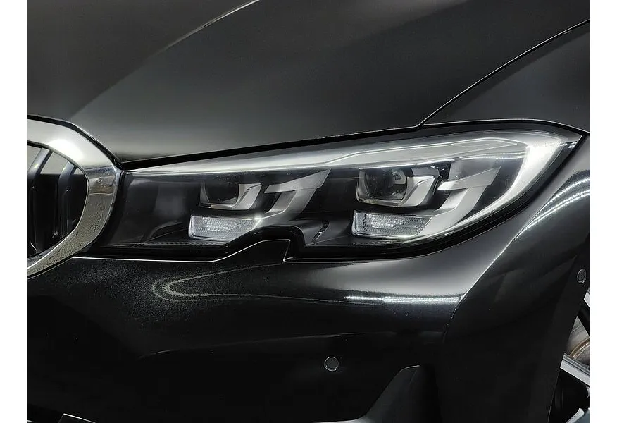 BMW 3 серия 320i Steptronic (184 л.с.) Sport Line Черный в АВИЛОН. Слайд №8