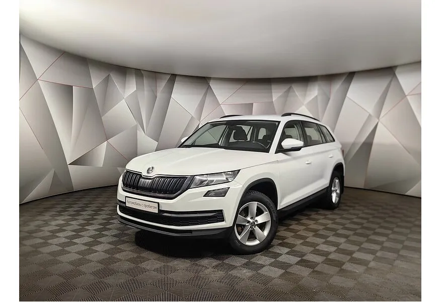 АВИЛОН - Skoda Kodiaq 1.4 TSI DSG (150 л.с.) Белый - slide 0