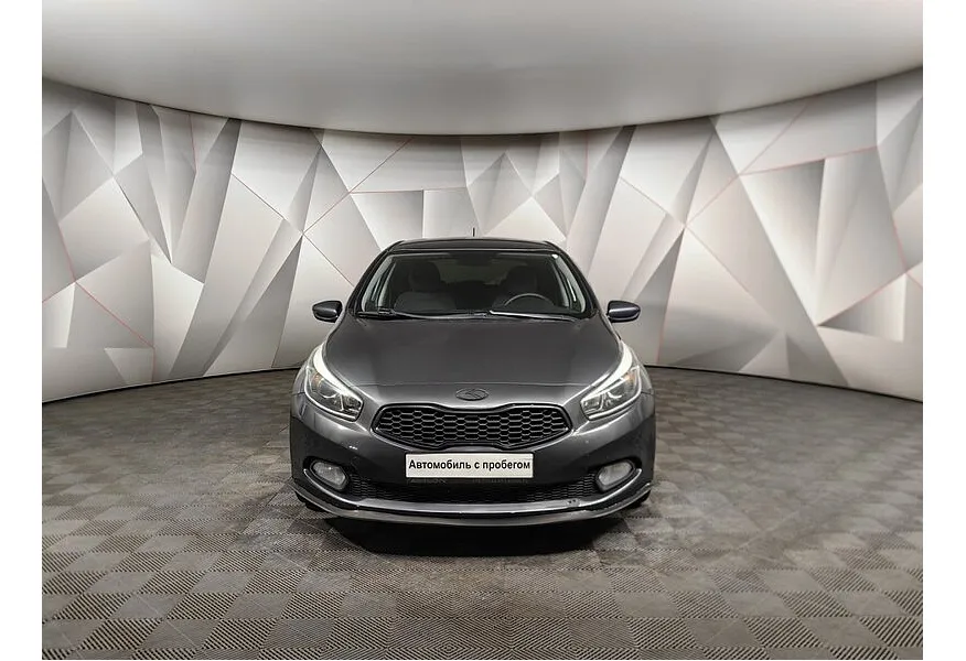 Kia Ceed 1.6 AT (129 л.с.) Серый в АВИЛОН. Слайд №7