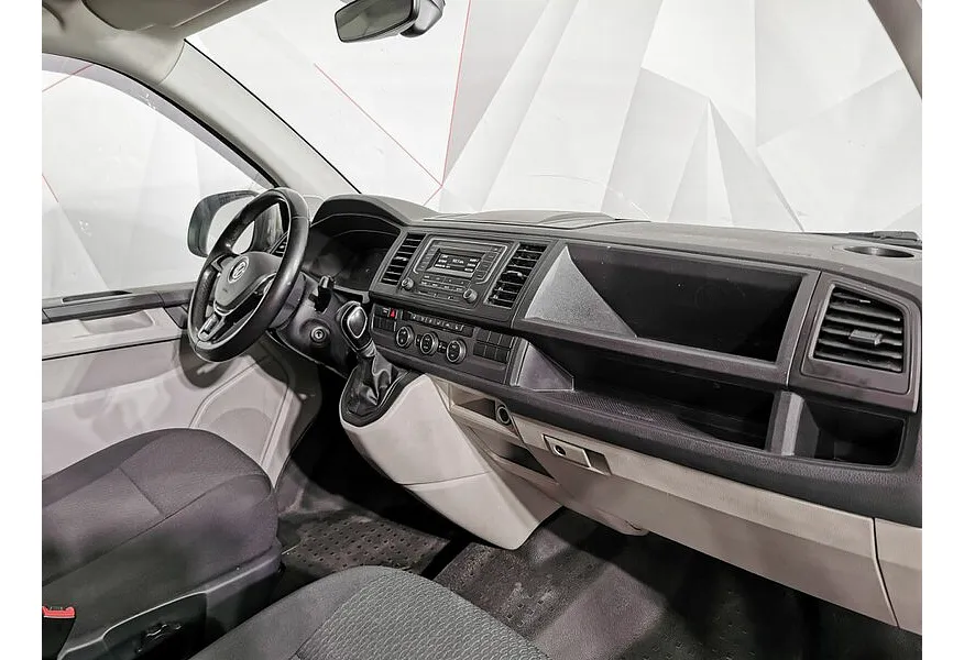 Volkswagen Caravelle 2.0 TDI DSG L1 (140 л.с.) Trendline Черный в АВИЛОН. Слайд №13