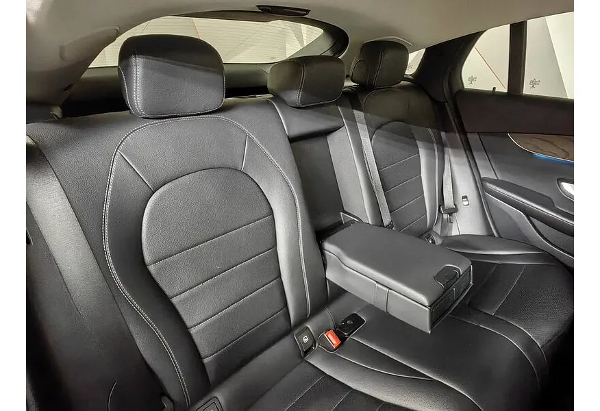 Mercedes-Benz GLC Купе 300 9G-TRONIC 4MATIC (245 л.с.) Sport Синий в АВИЛОН. Слайд №17