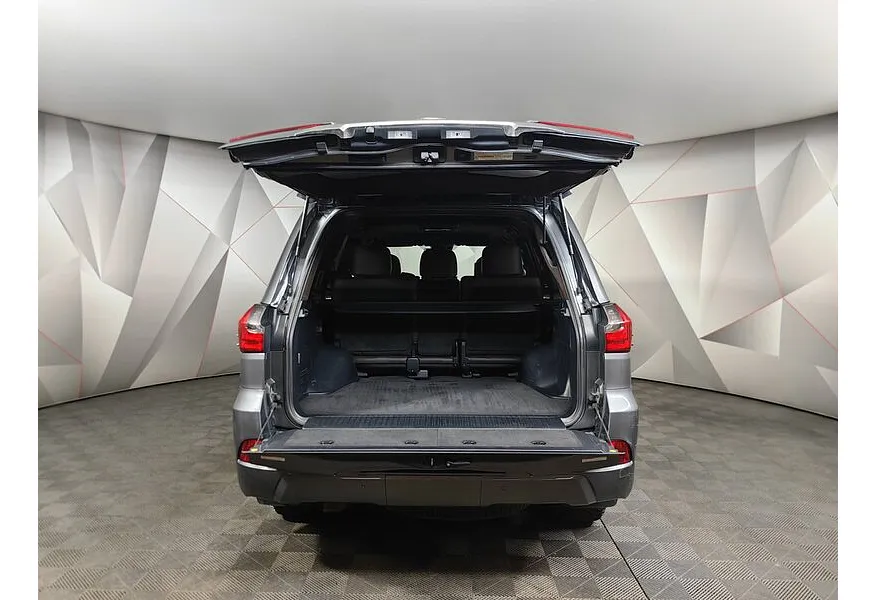 Lexus LX 570 AT (367 л.с.) Серый в АВИЛОН. Слайд №11